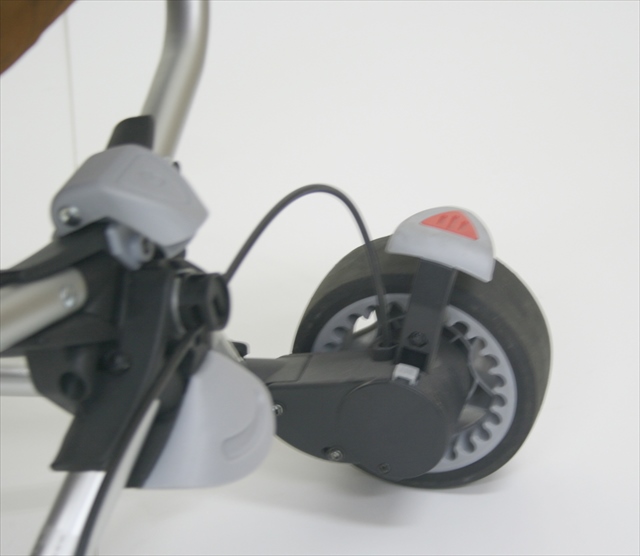 クィニー　ザップ　ロックモス