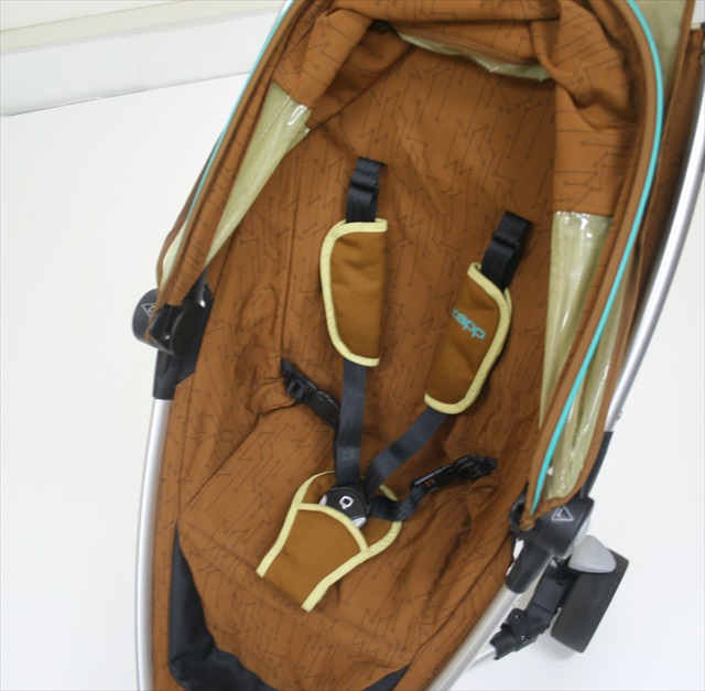 クィニー ザップ ロックモス