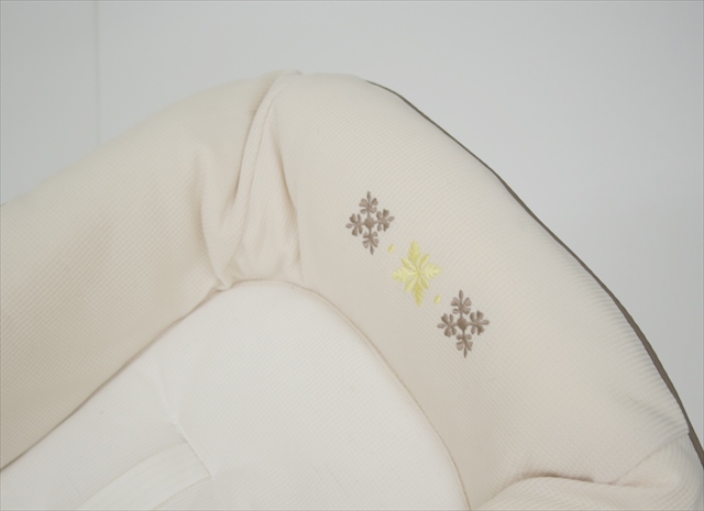 レミニスS　ベージュ