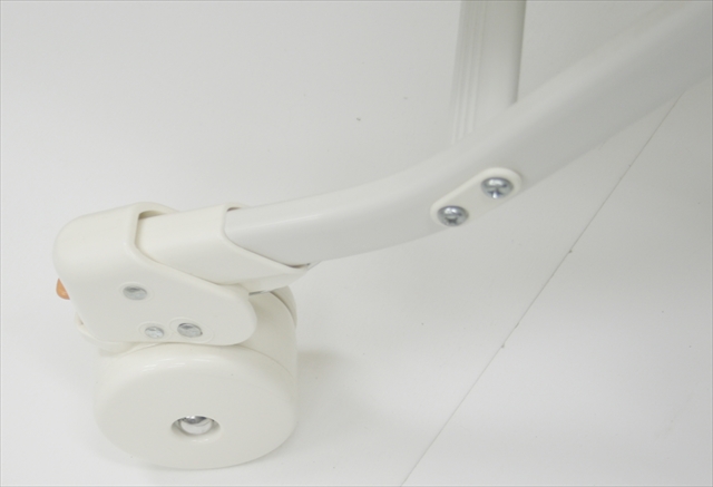 レミニスS　ベージュ