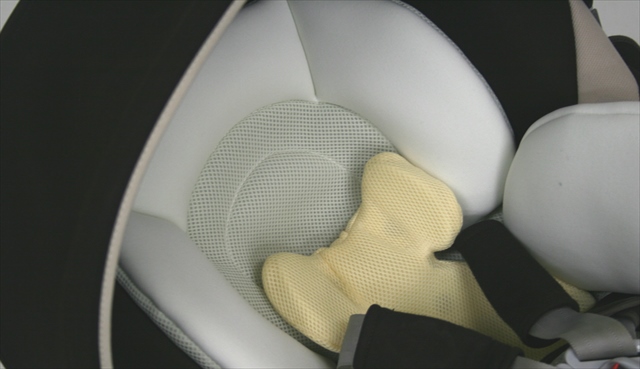 エールベベ　クルットプレミアム　ショコラブラウン