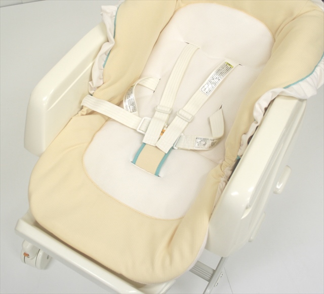 レミニスS コンビ製ハイローチェア　手動タイプ