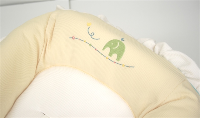 レミニスS コンビ製ハイローチェア　手動タイプ