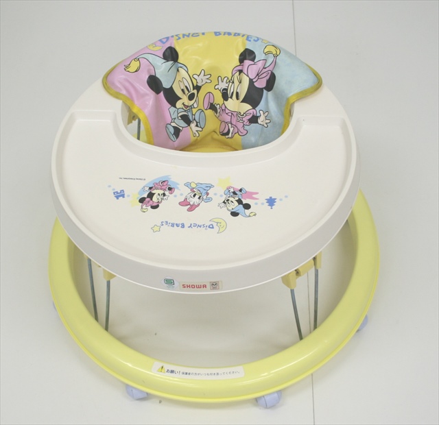 ディズニーベビーウォーカー