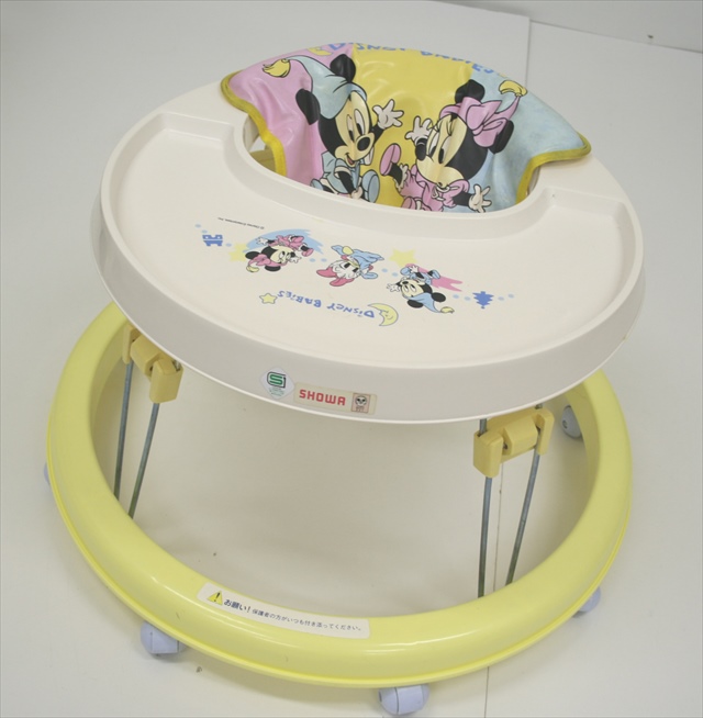 ディズニーベビーウォーカー