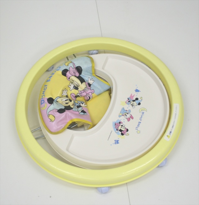 ディズニーベビーウォーカー