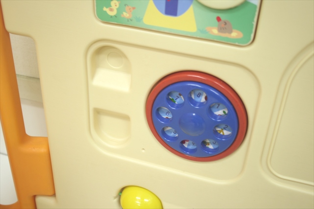 JTCベビールーム　ベビーサークル