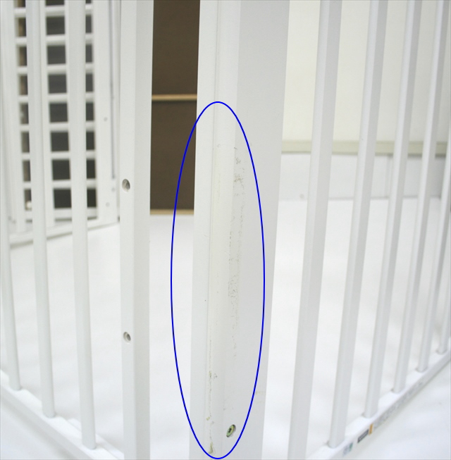 ロイヤルアーチ　カトージ製ベビーベッド