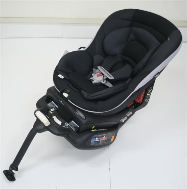 美品　ゼウスターンEG　ZZ　プラチナブラック　360°回転シート