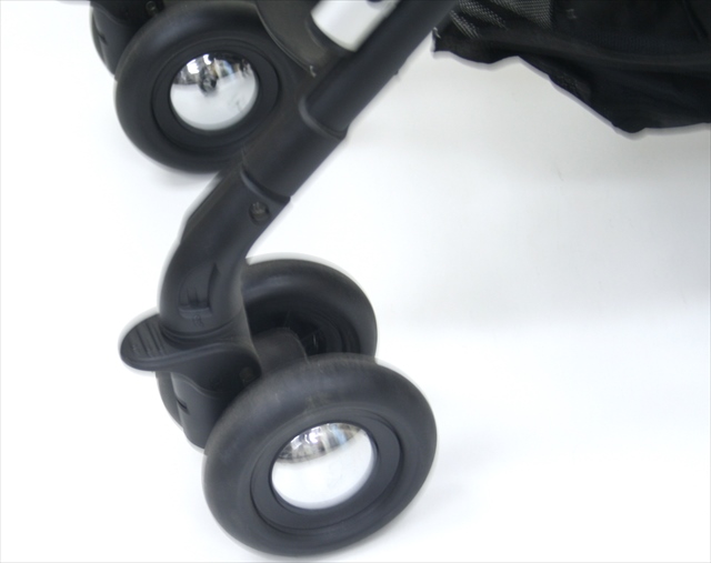 スティック　コスメクルール　レッド＆ブラック