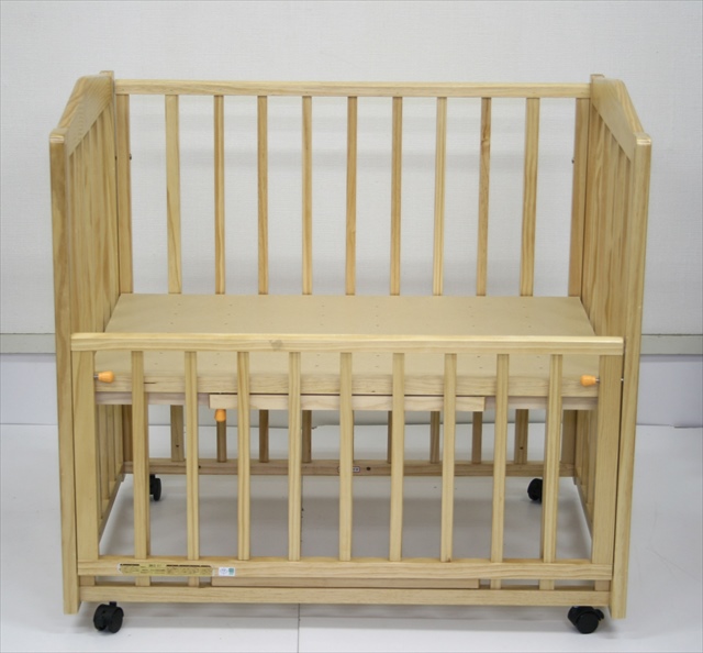 ヤトミ製ミニベビーベッド　プリンプリン