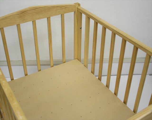 ヤトミ製ミニベビーベッド　プリンプリン