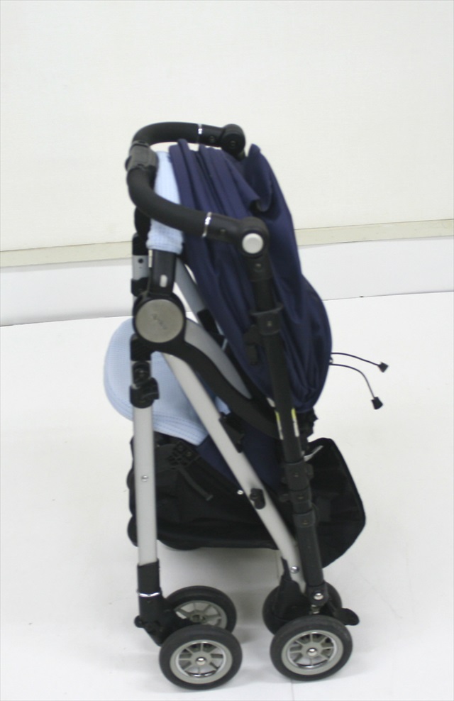 ソラリア　ルミナスネイビー