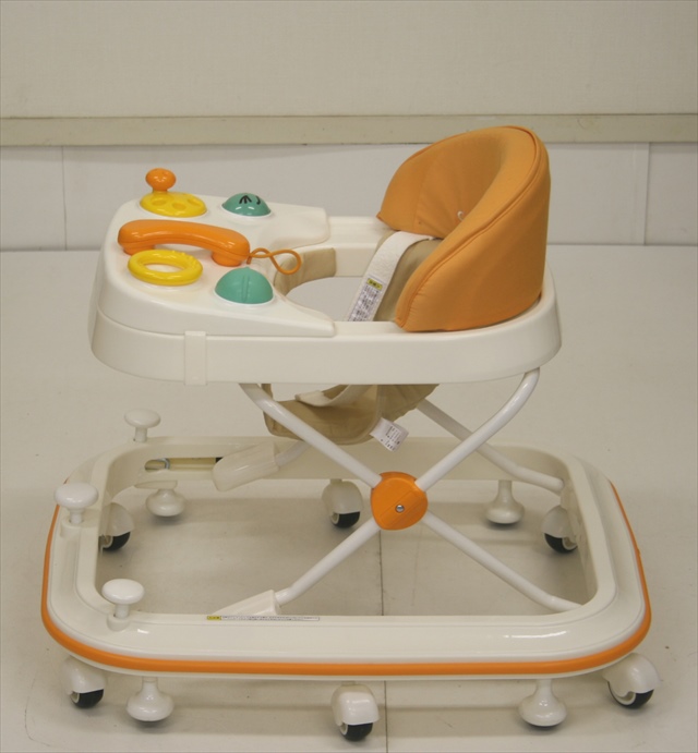 よちよちキーパーYA 歩行器