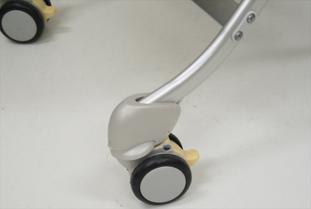 ロワイヤルプラス　イエロー