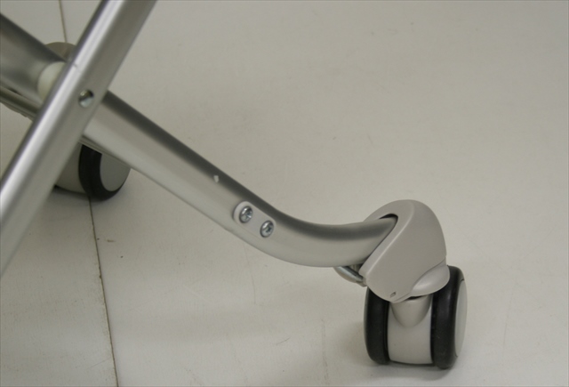 ロワイヤルプラス　イエロー