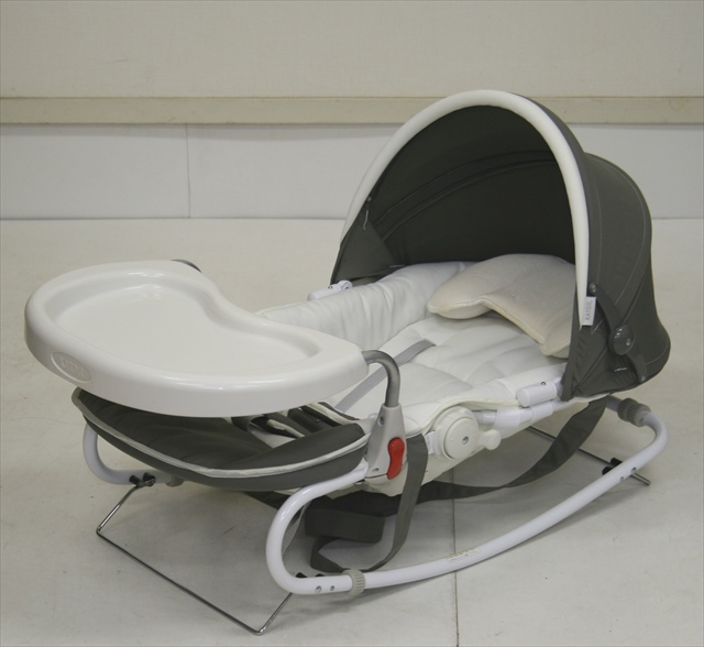 ベビーバウンサーDX テーブル付 ホワイト