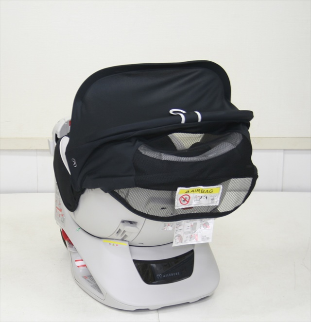 エールベベ クルットNT プレミアム　モノブラック　ALB830