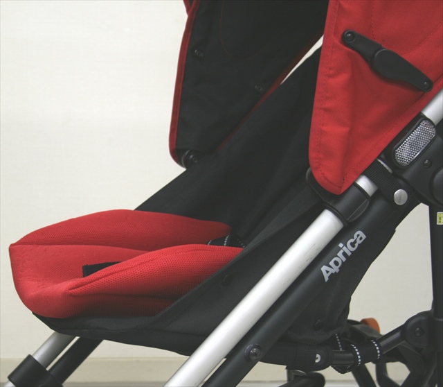 スティック コスメクルール レッド&ブラック