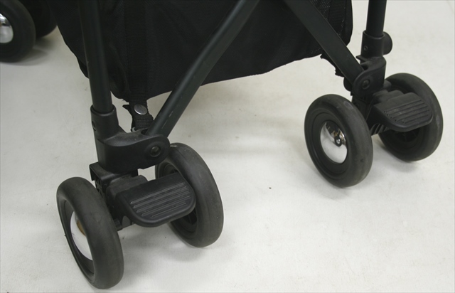 スティック コスメクルール レッド&ブラック