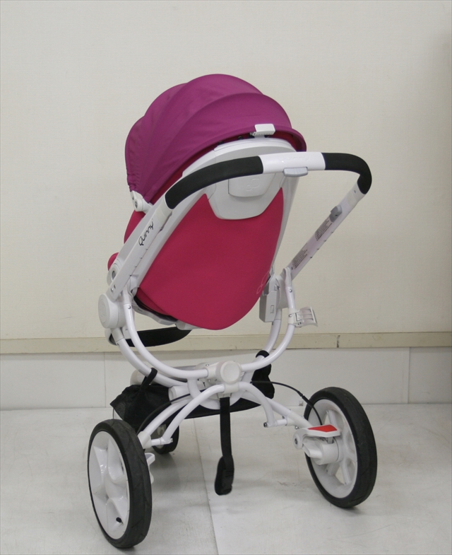 クィニー　ムード　Quinny mood　ピンク