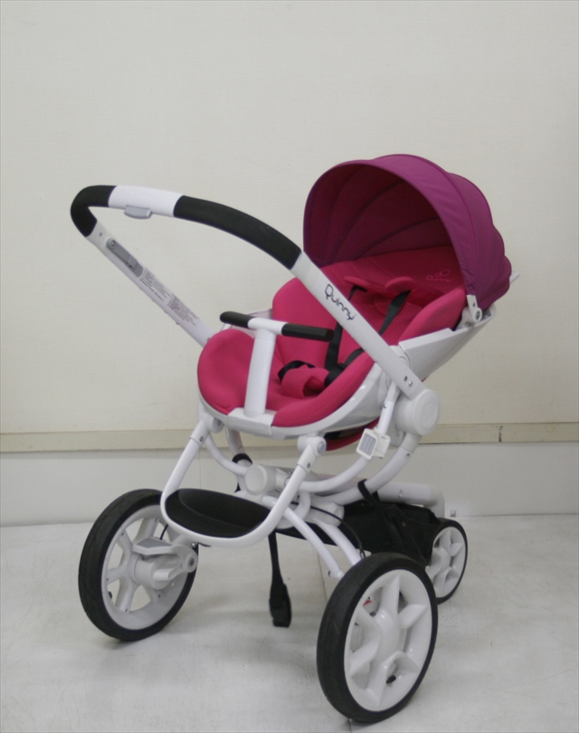 クィニー　ムード　Quinny mood　ピンク