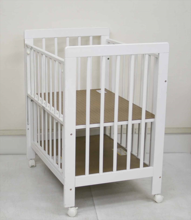 ミニ立ちベッド ホワイト カトージ