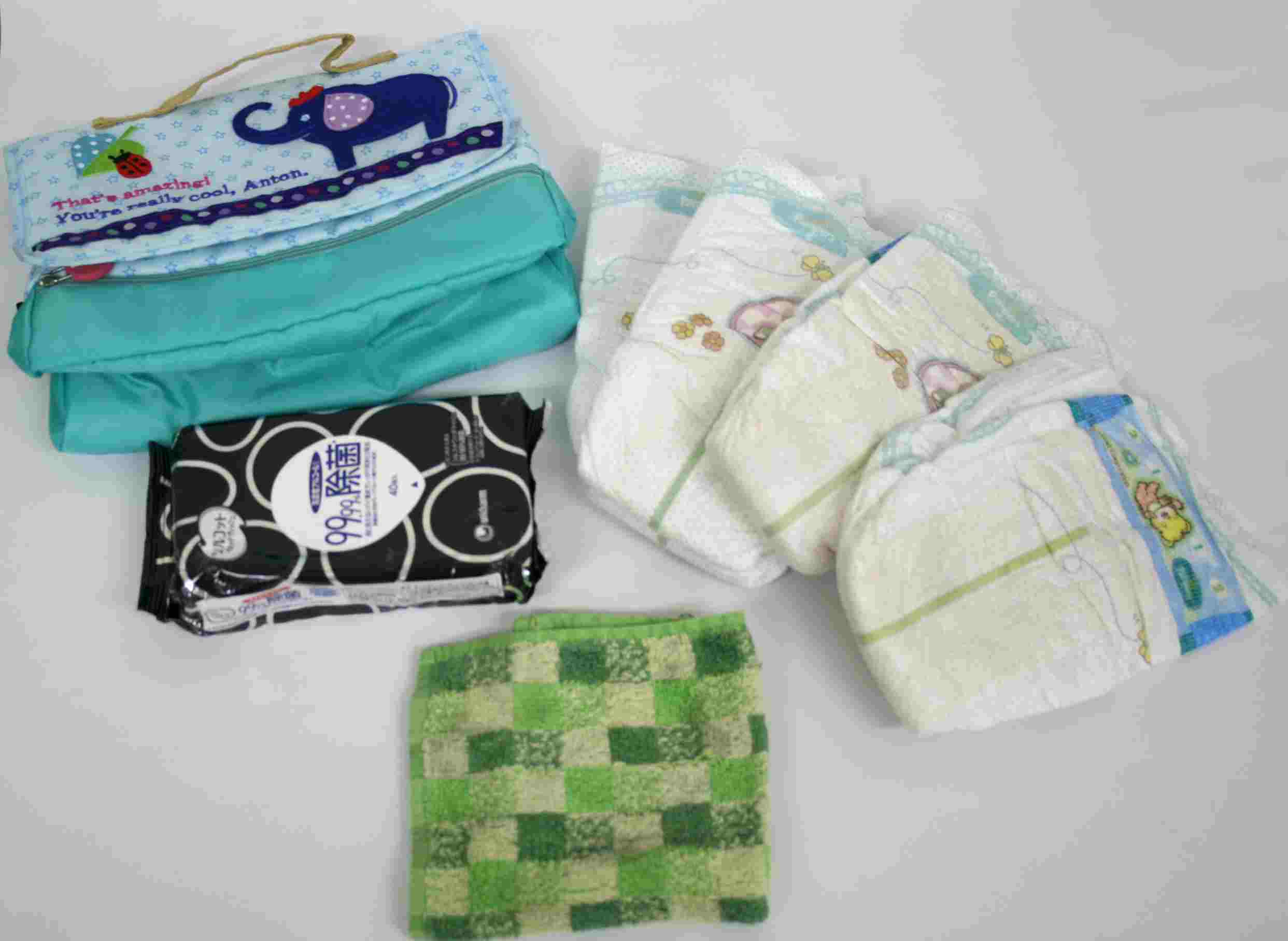 ソフトおむつバッグ・オムツケース 消臭タグ付き　Baby POETIC