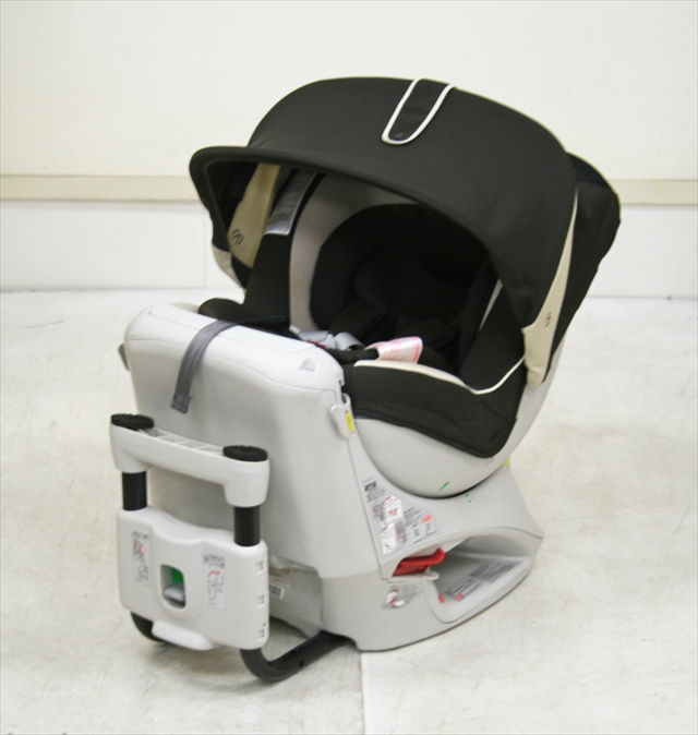 【美品】 エールべべ クルットNT プレミアム ブラウンオレ ALB831 カーメイト