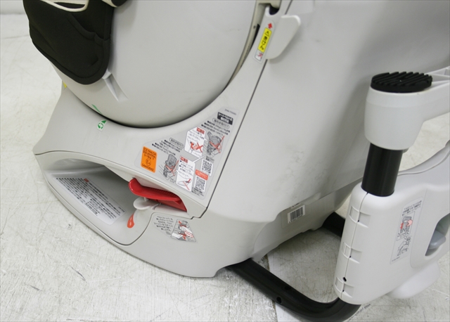 【美品】 エールべべ クルットNT プレミアム ブラウンオレ ALB831 カーメイト