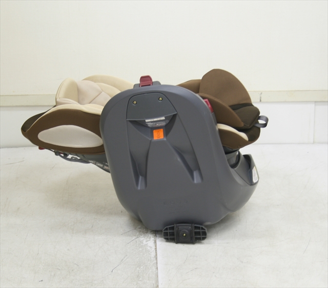 フラディア ファディアベージュ アップリカ ベッド型チャイルドシート