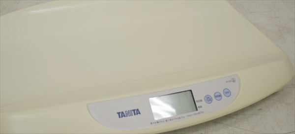 デジタルベビースケール BD-586 タニタ製体重計