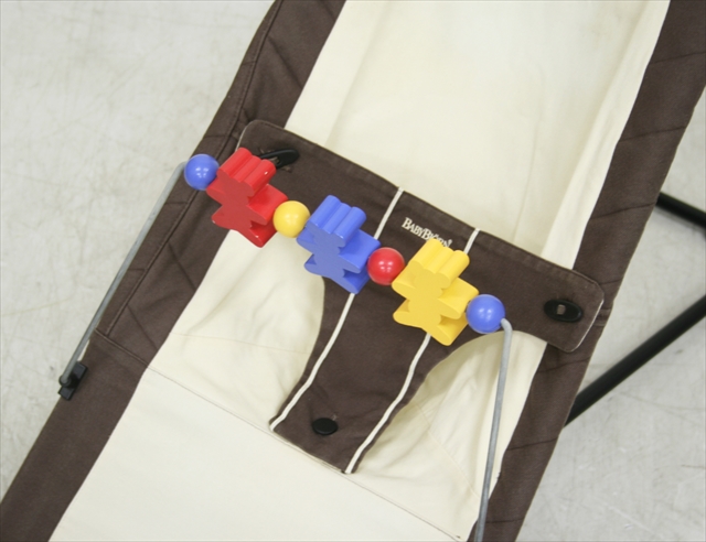 ベビーシッター バランス　ベージュ&ブラウン　ベビービョルン製バウンサー