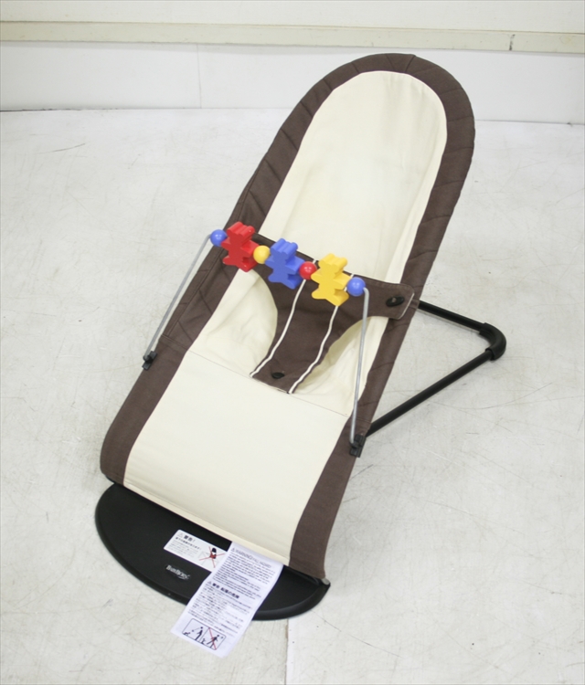 ベビーシッター バランス　ベージュ&ブラウン　ベビービョルン製バウンサー