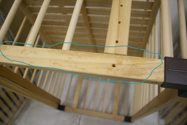 フォルスカ ベッドサイドベッド farska