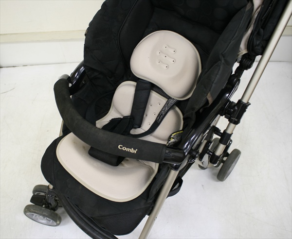【Juno】コンビ　ベビーカー　COMBI グランパセオ LX-600 Juno様専用】コンビ ベビーカー COMBI グランパセオ LX-600