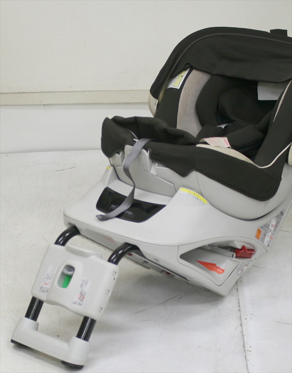 エールべべ クルットNT プレミアム ブラウンオレ ALB831 カーメイト