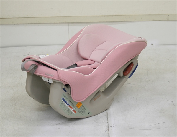 コッコロS UX ストロベリーオレ コンビ製チャイルドシート