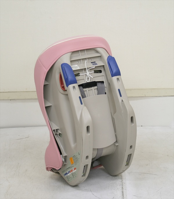 コッコロS UX ストロベリーオレ コンビ製チャイルドシート