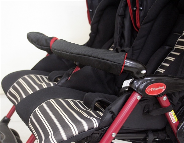 ツインハート　日本育児　ブラックボーダー