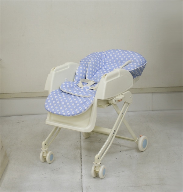 ベーシックニューボーン アップリカ