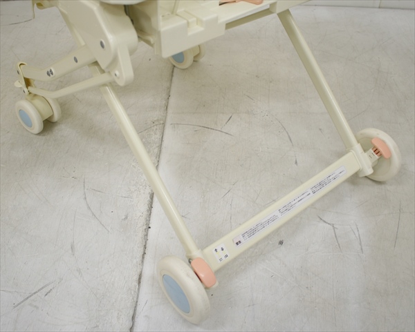 ベーシックニューボーン アップリカ