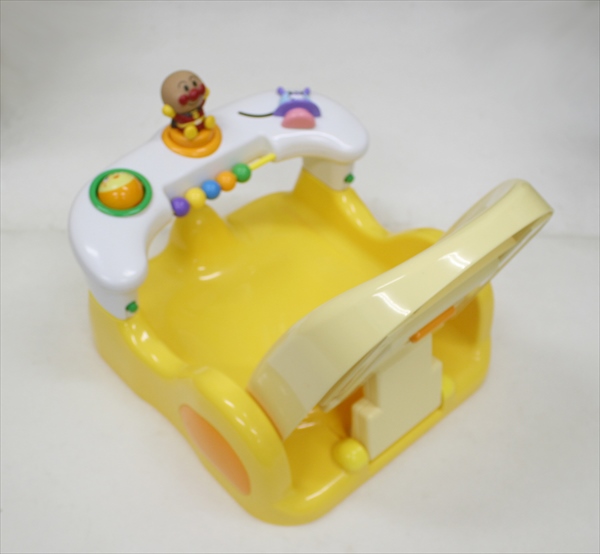 アンパンマンコンパクトおふろチェア ピノチオ