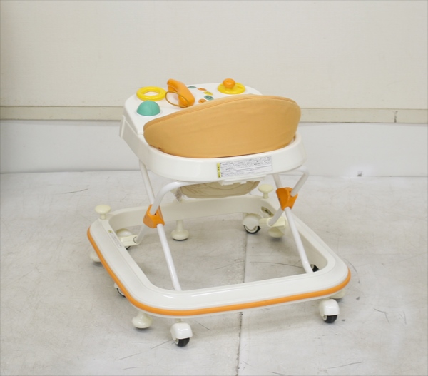 よちよちキーパーYA 歩行器