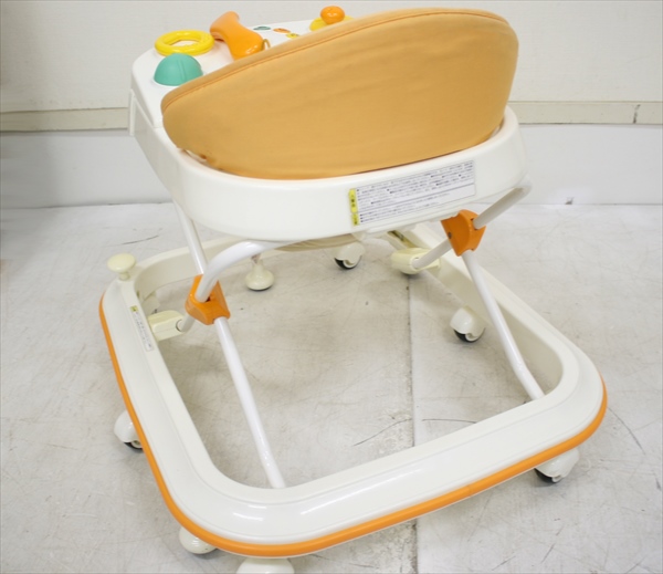 よちよちキーパーYA 歩行器