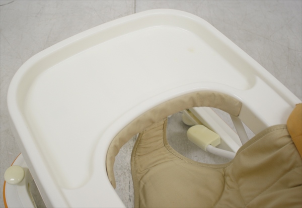 よちよちキーパーYA 歩行器