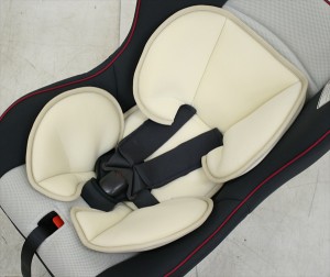 チャイルドセーフティシート 日産純正チャイルドシート