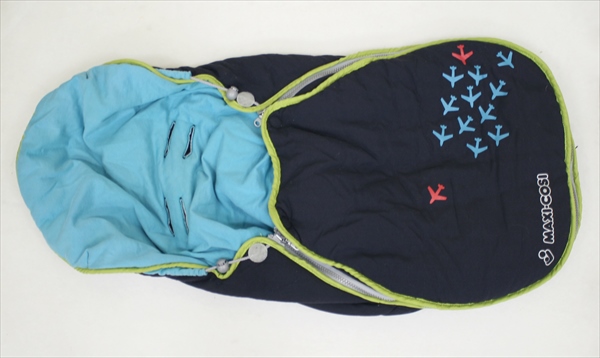 マキシコシ カブリオフィックス 飛行機柄