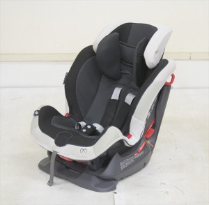 エールベベ・スイングムーン プレミアム モノブラック