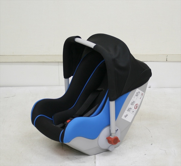ベビーシート クラス0+ISOFIX ブラック・ブルー